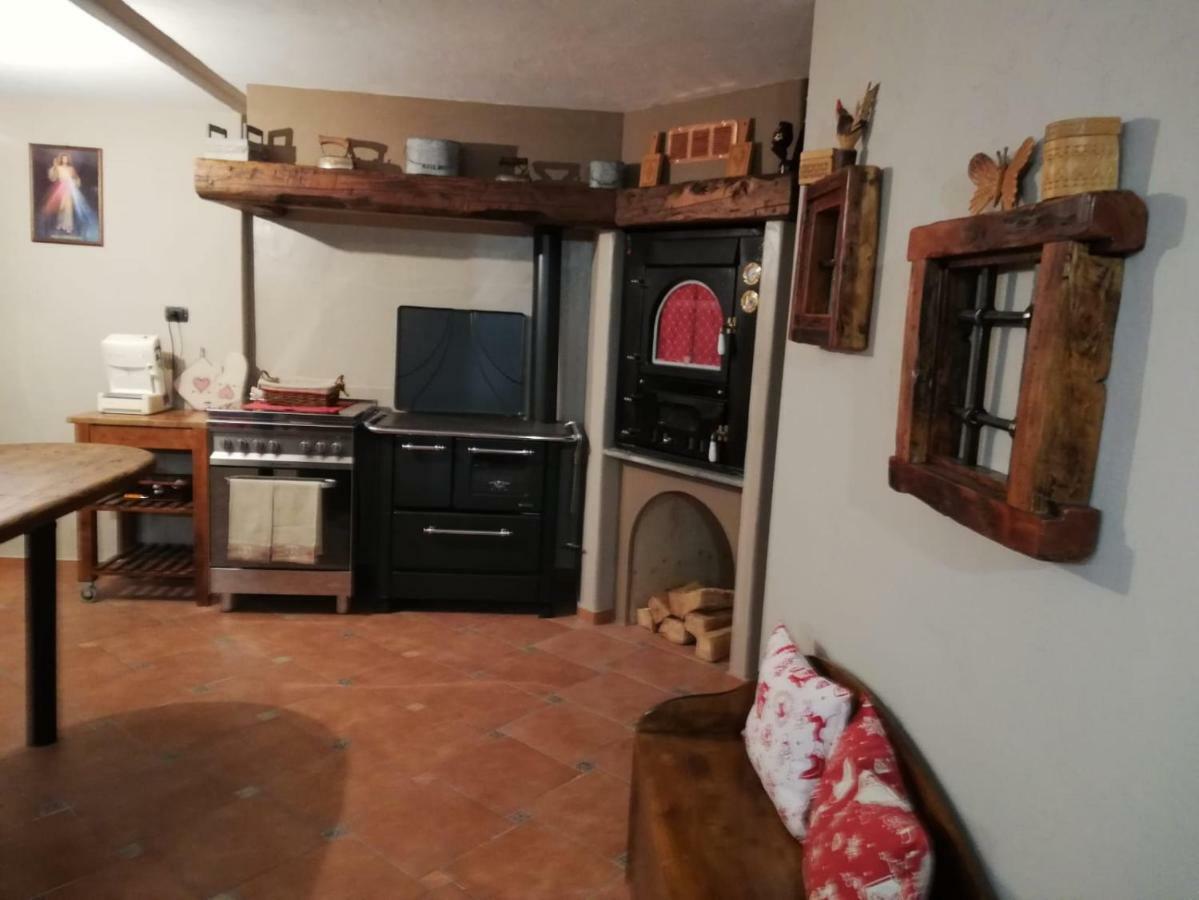 La Taverna Di Elide Aymavilles Екстериор снимка